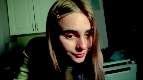 gracetorrezz online show from 13, 2, 2025