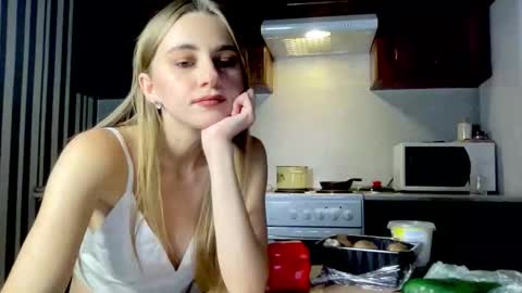 gracetorrezz online show from 5, 10, 2025