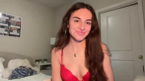 Snapshot of graciesmith27 chatting on 10, 12, 2024 Gracie Smith online show from 10, 12, 2024