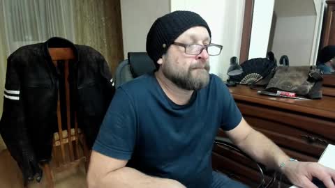 Anthony online show from 9, 3, 2025