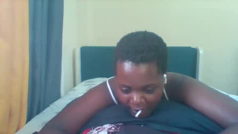 Snapshot of grannylover_ chatting on 8, 3, 2025 grannylover_ online show from 8, 3, 2025