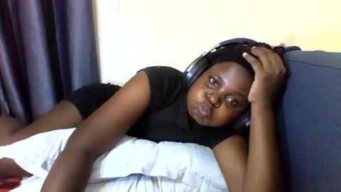 Snapshot of grannylover_ chatting on 29, 9, 2025 grannylover_ online show from 29, 9, 2025