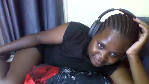 Snapshot of grannylover_ chatting on 14, 10, 2025 grannylover_ online show from 14, 10, 2025