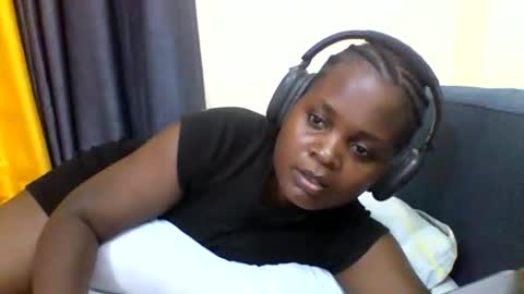 Snapshot of grannylover_ chatting on 3, 11, 2025 grannylover_ online show from 3, 11, 2025