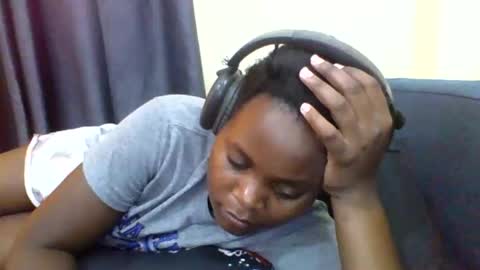 Snapshot of grannylover_ chatting on 20, 11, 2025 grannylover_ online show from 20, 11, 2025