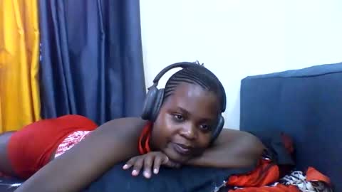 Snapshot of grannylover_ chatting on 25, 11, 2025 grannylover_ online show from 25, 11, 2025