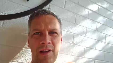 Snapshot of grattitude chatting on 27, 9, 2025 grattitude online show from 27, 9, 2025