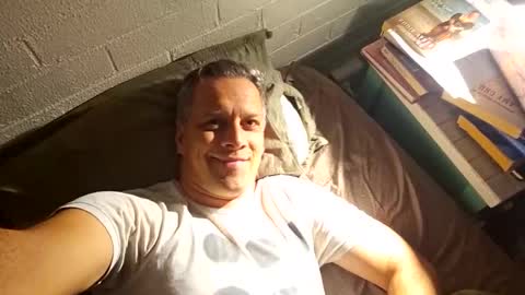 Snapshot of grattitude chatting on 12, 10, 2025 grattitude online show from 12, 10, 2025