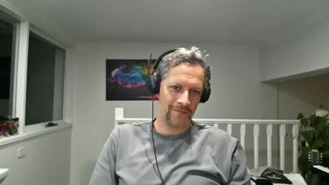 Snapshot of grattitude chatting on 16, 11, 2025 grattitude online show from 16, 11, 2025