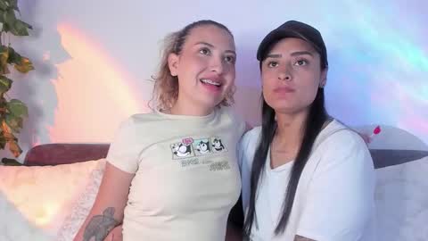 Snapshot of grave_duo chatting on 9, 11, 2025 GRAVE DUO online show from 9, 11, 2025