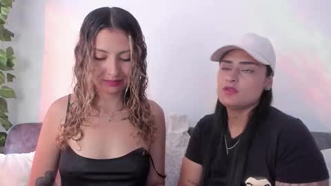 Snapshot of grave_duo chatting on 19, 11, 2025 GRAVE DUO online show from 19, 11, 2025