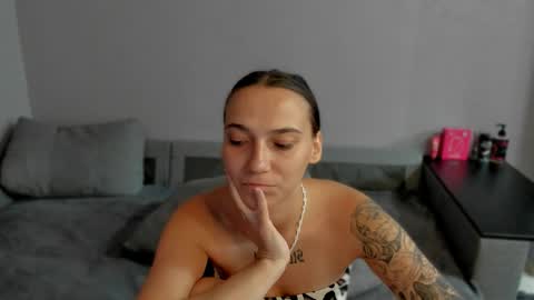 Anna online show from 28, 4, 2026