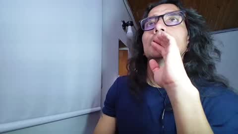 Snapshot of grayrosty chatting on 28, 2, 2025 grayrosty online show from 28, 2, 2025