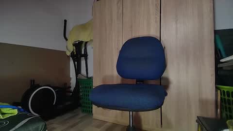 Snapshot of grayrosty chatting on 17, 10, 2025 grayrosty online show from 17, 10, 2025