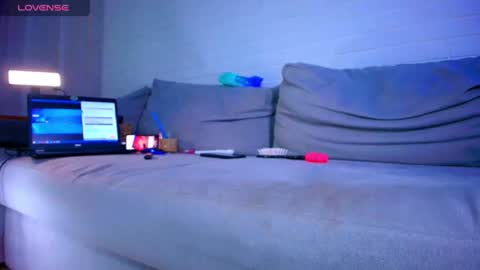 Anny online show from 8, 7, 2026
