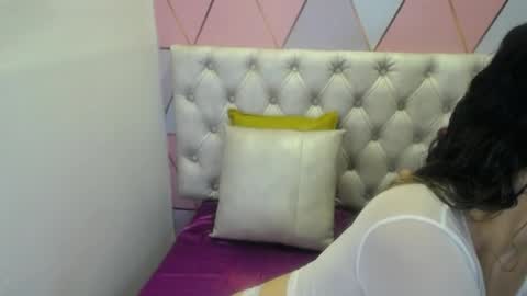 Snapshot of greatass_latina chatting on 6, 5, 2026 greatass_latina online show from 6, 5, 2026