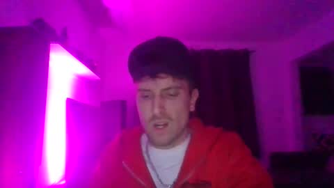 Snapshot of greatgoetze chatting on 5, 11, 2025 greatgoetze online show from 5, 11, 2025