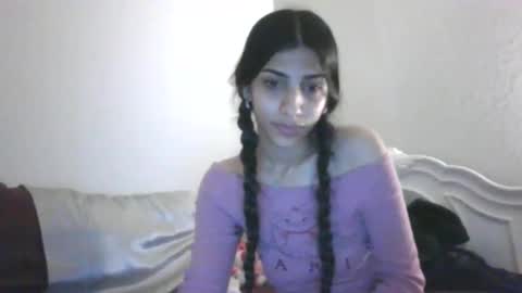 greencheek0 online show from 6, 11, 2025