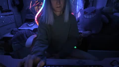 GreenEyedLovexo online show from 3, 2, 2025