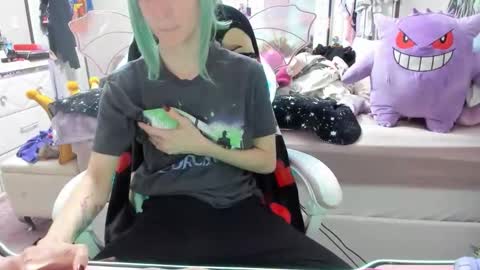 GreenEyedLovexo online show from 13, 11, 2025