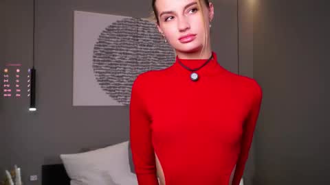 Snapshot of greengazon chatting on 11, 11, 2025 Kelly online show from 11, 11, 2025