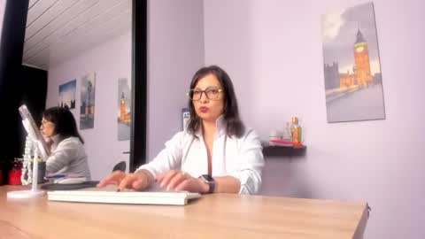 Snapshot of greta_borbon chatting on 6, 7, 2026 Greta online show from 6, 7, 2026