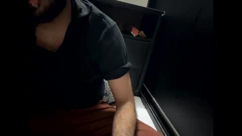 Snapshot of greymen2020 chatting on 1, 3, 2026 greymen2020 online show from 1, 3, 2026