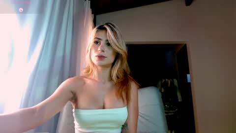 Greyslopez online show from 4, 1, 2025