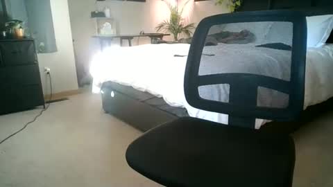 Snapshot of grhansen chatting on 4, 12, 2024 grhansen online show from 4, 12, 2024