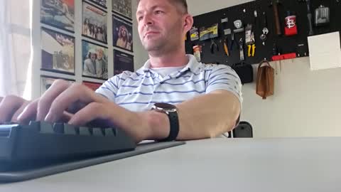 gringo_diks online show from 15, 4, 2026