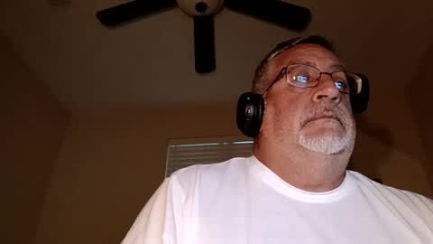 Snapshot of gripthisniceandhard001 chatting on 27, 10, 2025 gripthisniceandhard001 online show from 27, 10, 2025