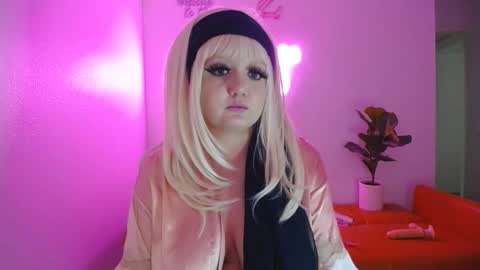 daphne online show from 25, 1, 2025