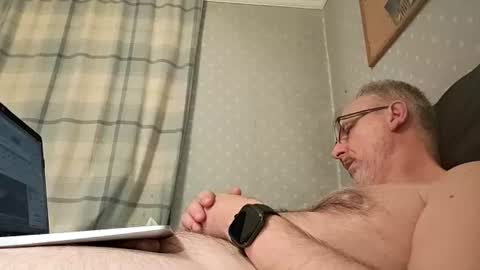 grossebite4444 online show from 13, 6, 2026