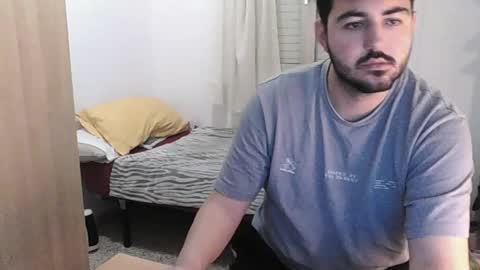 Snapshot of gsendra chatting on 10, 12, 2024 gsendra online show from 10, 12, 2024