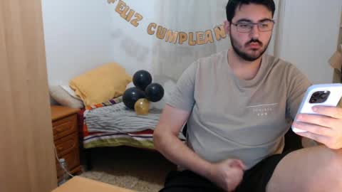 Snapshot of gsendra chatting on 15, 1, 2025 gsendra online show from 15, 1, 2025