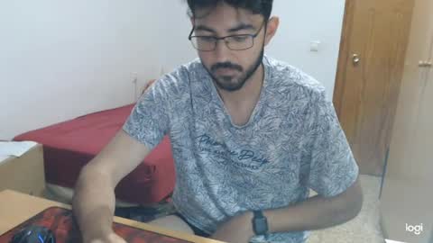 Snapshot of gsendra chatting on 24, 5, 2026 gsendra online show from 24, 5, 2026