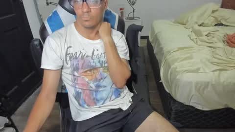 Snapshot of guachin_new chatting on 25, 12, 2024 guachin_new online show from 25, 12, 2024