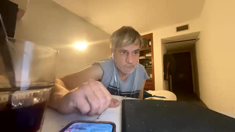 guardiannif_ online show from 21, 1, 2025