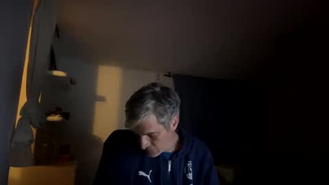 guardiannif_ online show from 29, 1, 2025