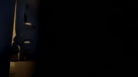 guardiannif_ online show from 1, 2, 2025