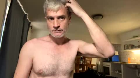 guardiannif_ online show from 3, 3, 2025