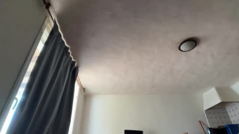 guardiannif_ online show from 13, 4, 2026