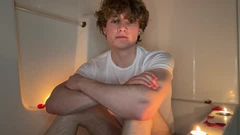 gucciboi4 online show from 7, 2, 2026