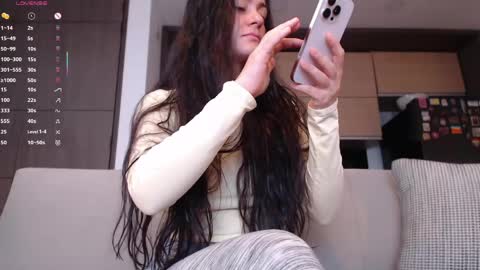 Elena online show from 25, 5, 2026