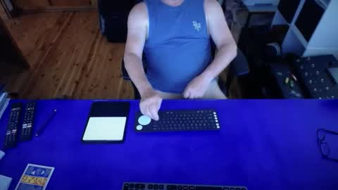 guesswhatigot2 online show from 11, 10, 2025