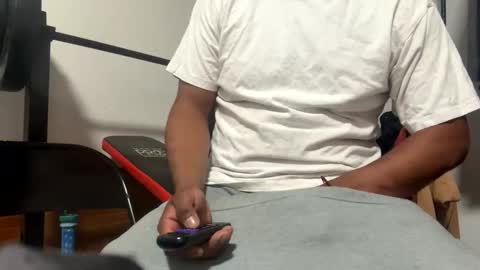 guesswhosback13 online show from 19, 4, 2026