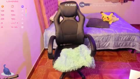 Hello Im Julieta Im 25 years old welcome to my room have fun and be happy. online show from 20, 2, 2025