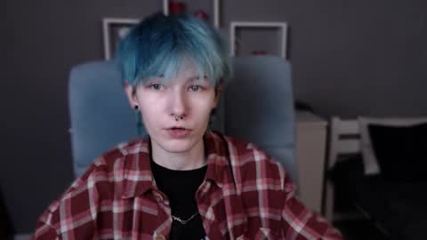 Snapshot of guitarandangell chatting on 27, 10, 2025 guitarandangell online show from 27, 10, 2025