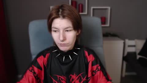 Snapshot of guitarandangell chatting on 15, 12, 2025 guitarandangell online show from 15, 12, 2025