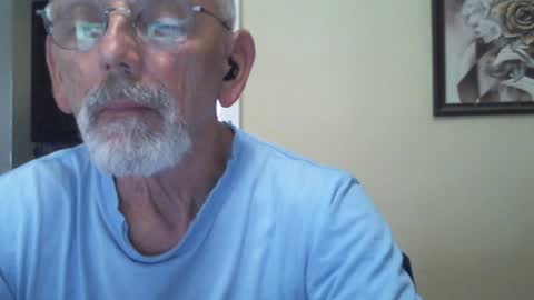 Snapshot of gulfcoast1952 chatting on 18, 1, 2025 Roy online show from 18, 1, 2025